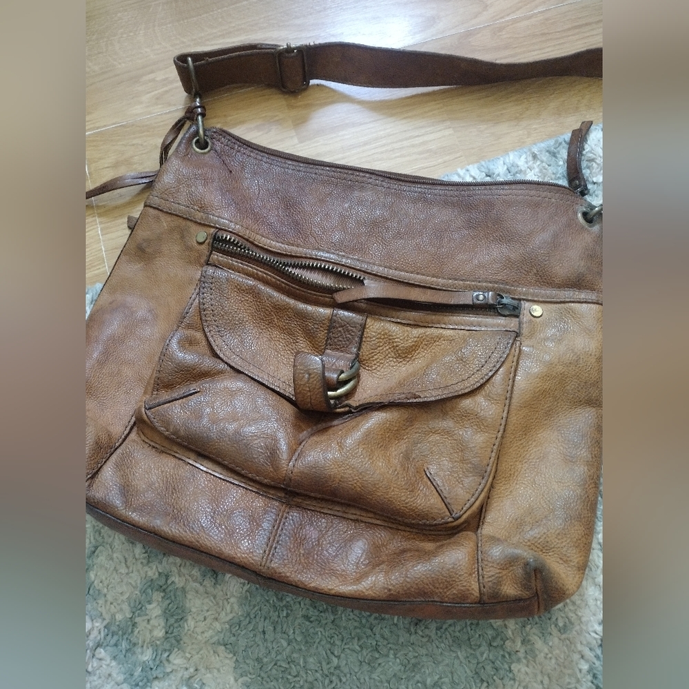 Fossil crossbody leather bag